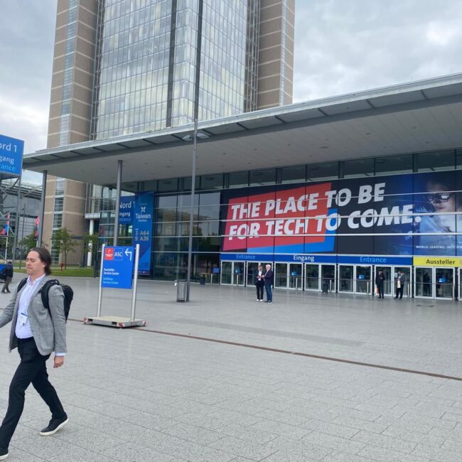 a4b772f7-fb8e-40ed-a6b4-56d189f8a814